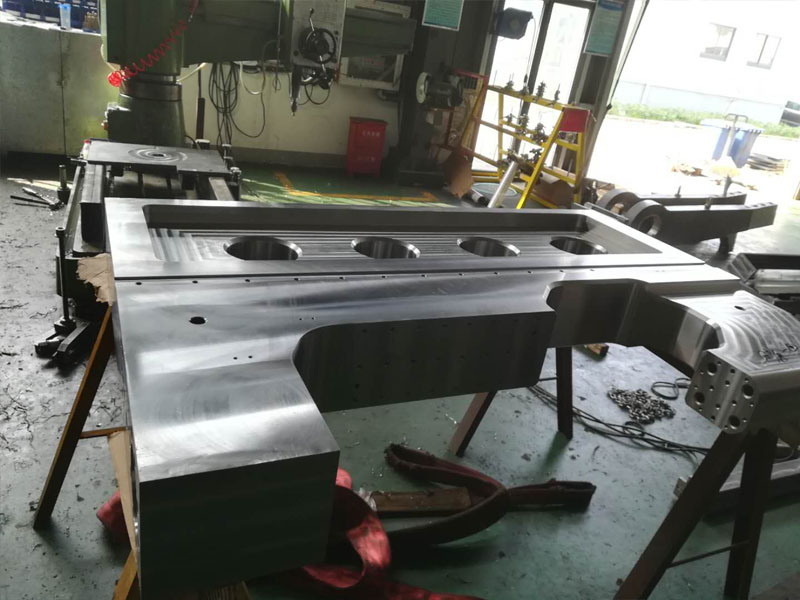 不銹鋼真空設(shè)備